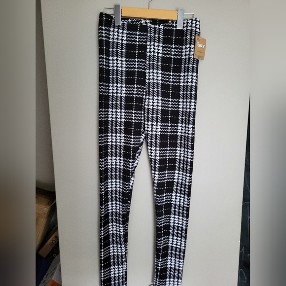 NEW Just Cozy Leggings With Fur Lining Black and White, Size M/L - Picture 2 of 5